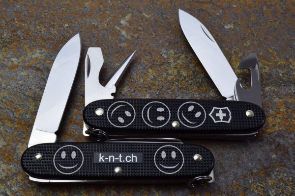 Victorinox Alox Pioneer white Smileys 1.1